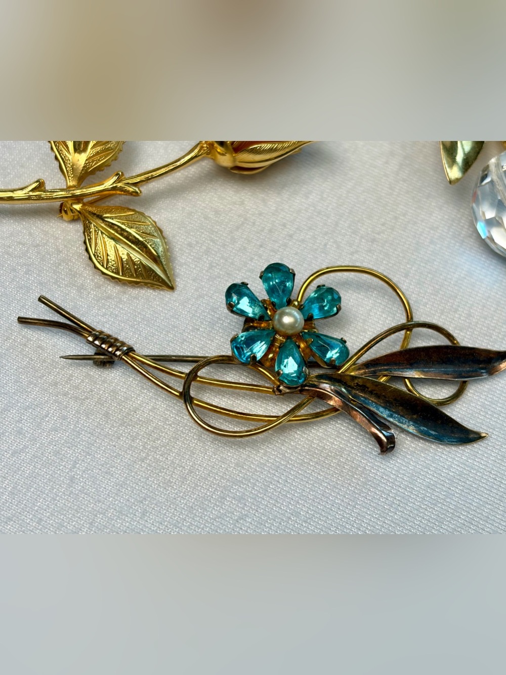 Vintage & Modern 4-Brooch Bundle:Roses&Tulips, Glass, Gold Filled, GUC - Picture 3 of 13